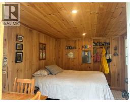 962 North Road, photo 2
