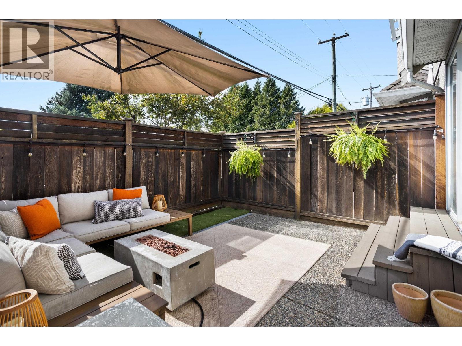 Photo of 7 245 E 5TH STREET 33