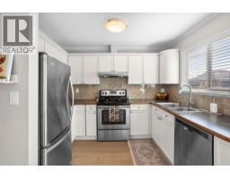 7 245 E 5th Street, North Vancouver, BC V7L1L8 Photo 10