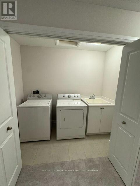 54 Prince Philip Boulevard — photo 23