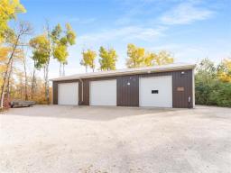 154 Lakeshore Road, Steep Rock, MB R0C2Y0 Photo 37