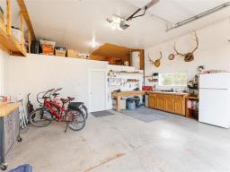 154 Lakeshore Road, Steep Rock, MB R0C2Y0 Photo 39