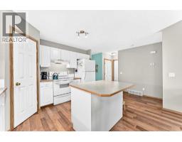 22 Somervale Point SW - photo 6
