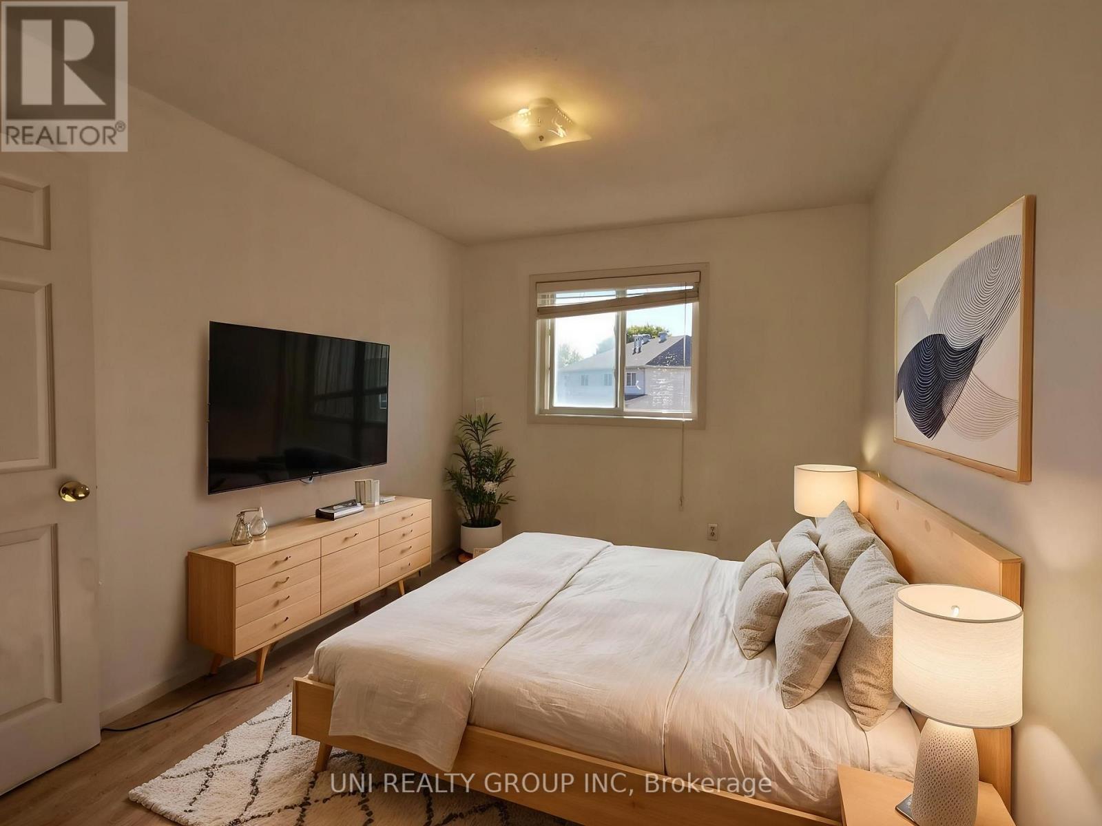 180 Claridge Drive — photo 18