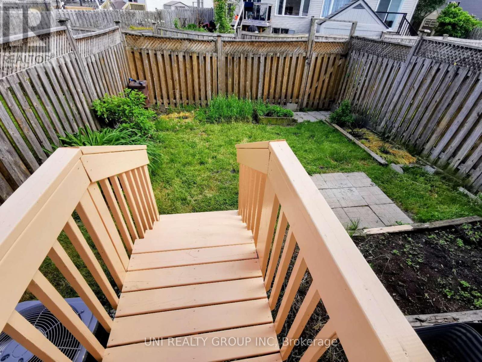 180 Claridge Drive — photo 21