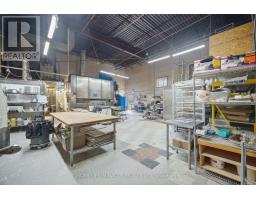 1 - 240 Clarence Street, Brampton, ON L6W1T4 Photo 8