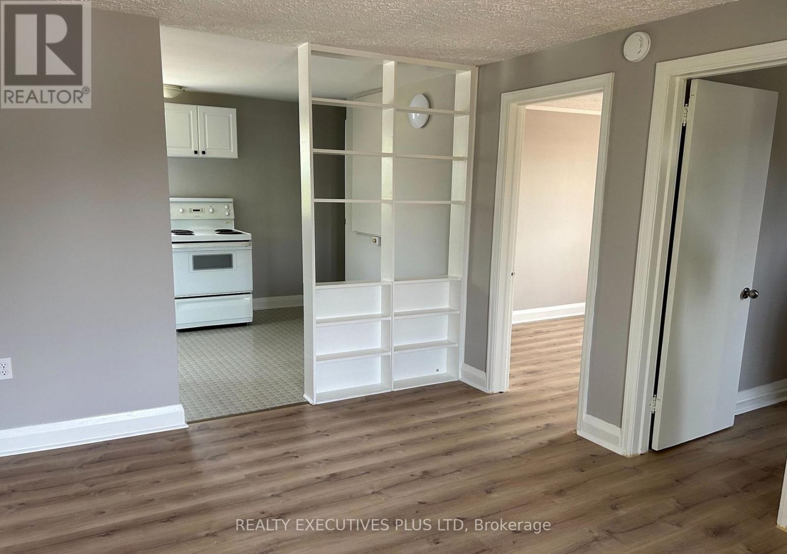 840-842 WORTHINGTON STREET E, North Bay (Central) — photo 10