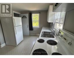 840-842 Worthington Street E, North Bay, ON P1B1J4 Photo 9