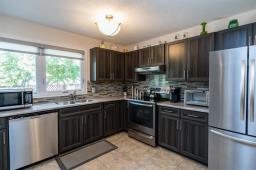 15 Shields Street, Winnipeg, MB R2C4C9 Photo 13