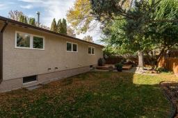 15 Shields Street, Winnipeg, MB R2C4C9 Photo 34