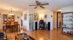 15 Shields Street, Winnipeg, MB R2C4C9 Photo 9