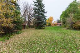 2946 Henderson Highway, East St Paul, MB R2E0C6 Photo 30