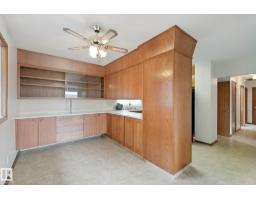 8424 70 St Nw, Edmonton, AB T6B1W5 Photo 15