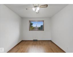 8424 70 St Nw, Edmonton, AB T6B1W5 Photo 35