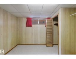 8424 70 St Nw, Edmonton, AB T6B1W5 Photo 47