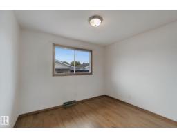 8424 70 St Nw, Edmonton, AB T6B1W5 Photo 31