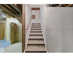 8424 70 St Nw, Edmonton, AB T6B1W5 Photo 40