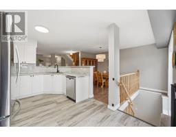 54 Carwood Circle, Ottawa, ON K1K4V4 Photo 13