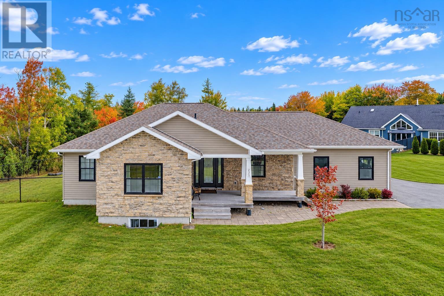 225 Hampton Drive - 2