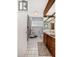 7827 Fairmount Drive SE - photo 16