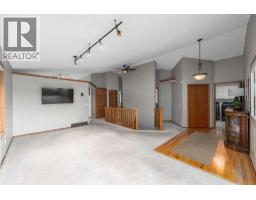 236 Edgebrook Gardens NW - photo 10
