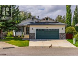 236 Edgebrook Gardens NW - photo 2