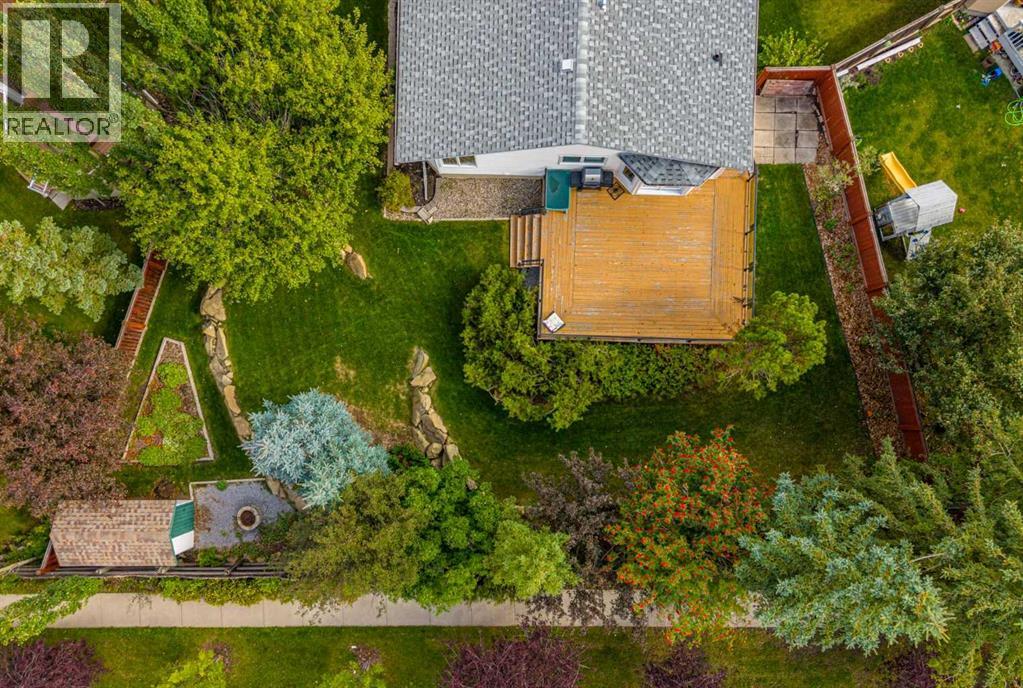 236 Edgebrook Gardens NW - photo 49