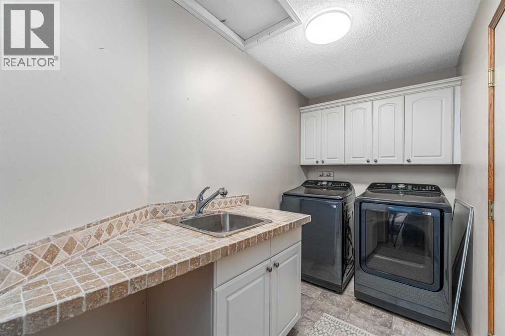 236 Edgebrook Gardens NW - photo 22