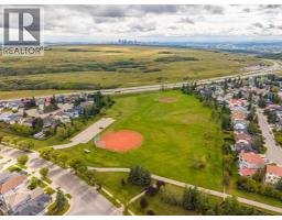 236 Edgebrook Gardens NW - photo 47