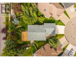 236 Edgebrook Gardens NW - photo 48