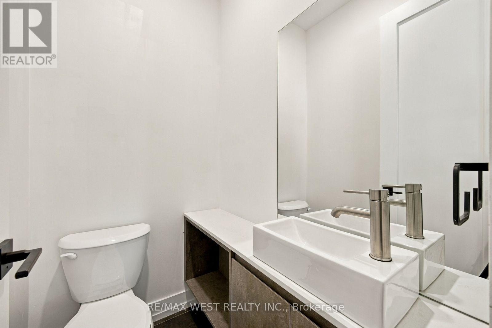 157 Aldercrest Avenue, Toronto, ON photo 23