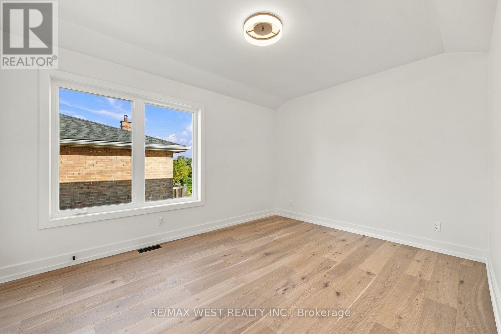 157 Aldercrest Avenue, Toronto, ON photo 30