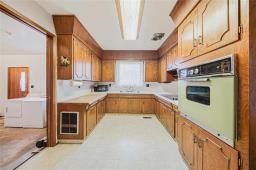 223 Thompson Drive, Riverton, MB R0C2R0 Photo 12