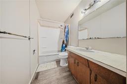223 Thompson Drive, Riverton, MB R0C2R0 Photo 17
