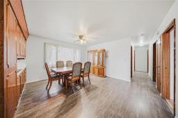223 Thompson Drive, Riverton, MB R0C2R0 Photo 9
