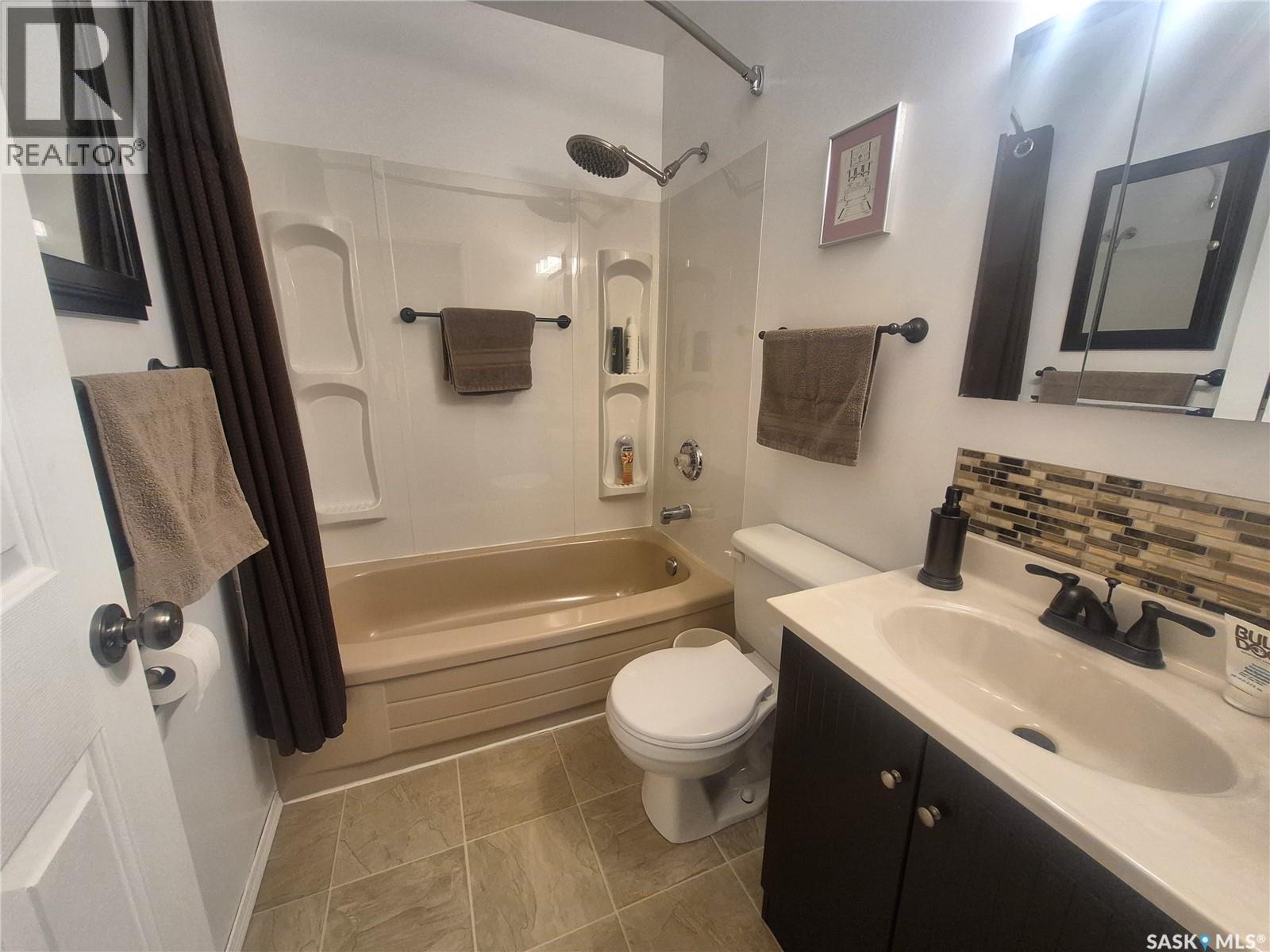 209 Baldwin STREET - 26