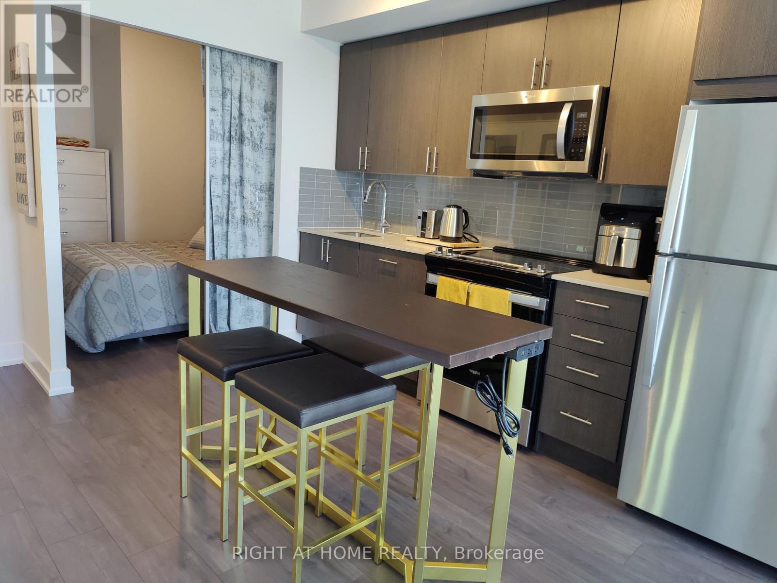 2214- 2550 Simcoe Street North, Oshawa, ON photo 13
