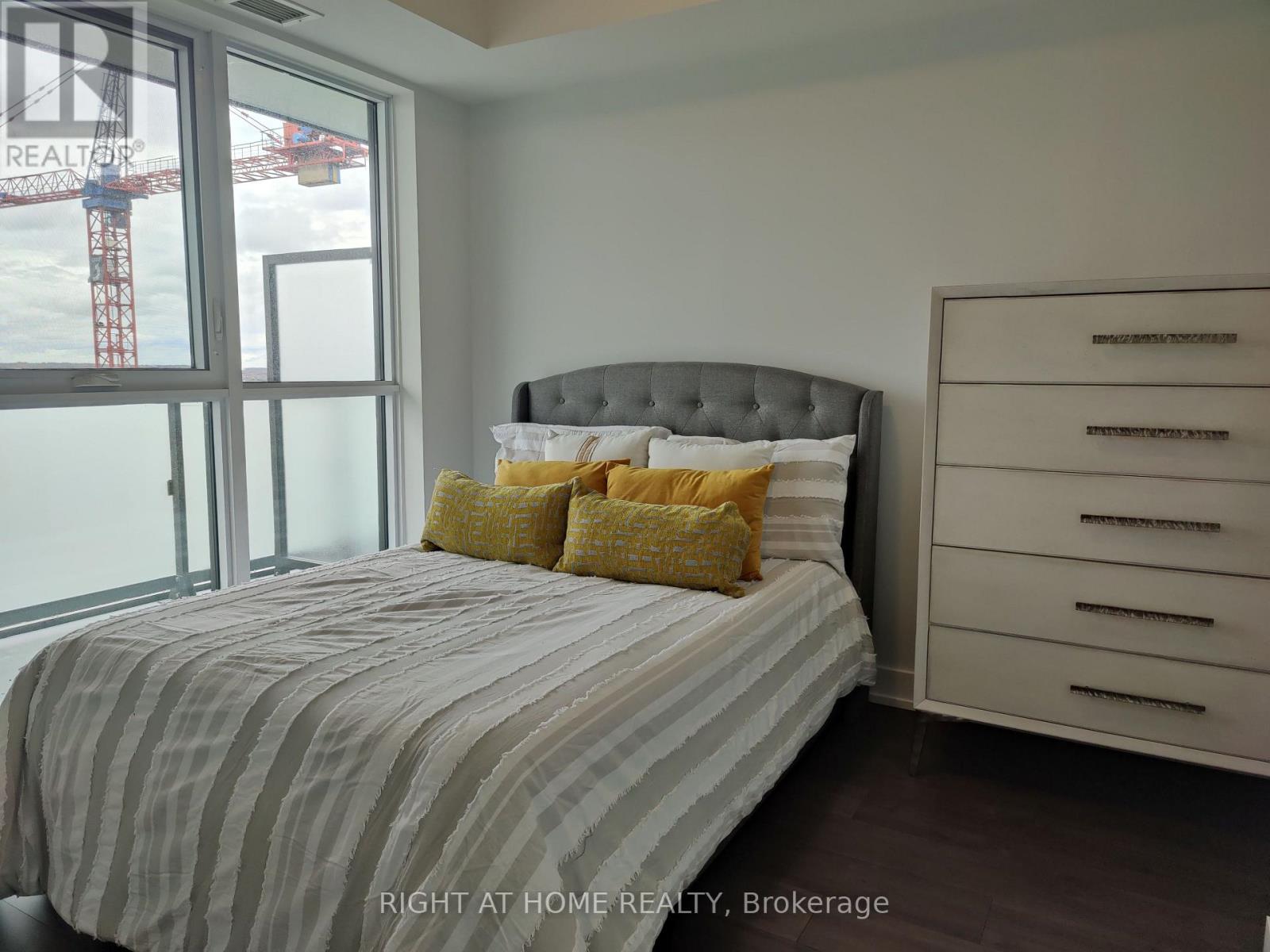 2214 - 2550 SIMCOE STREET N, Oshawa (Windfields) — photo 7