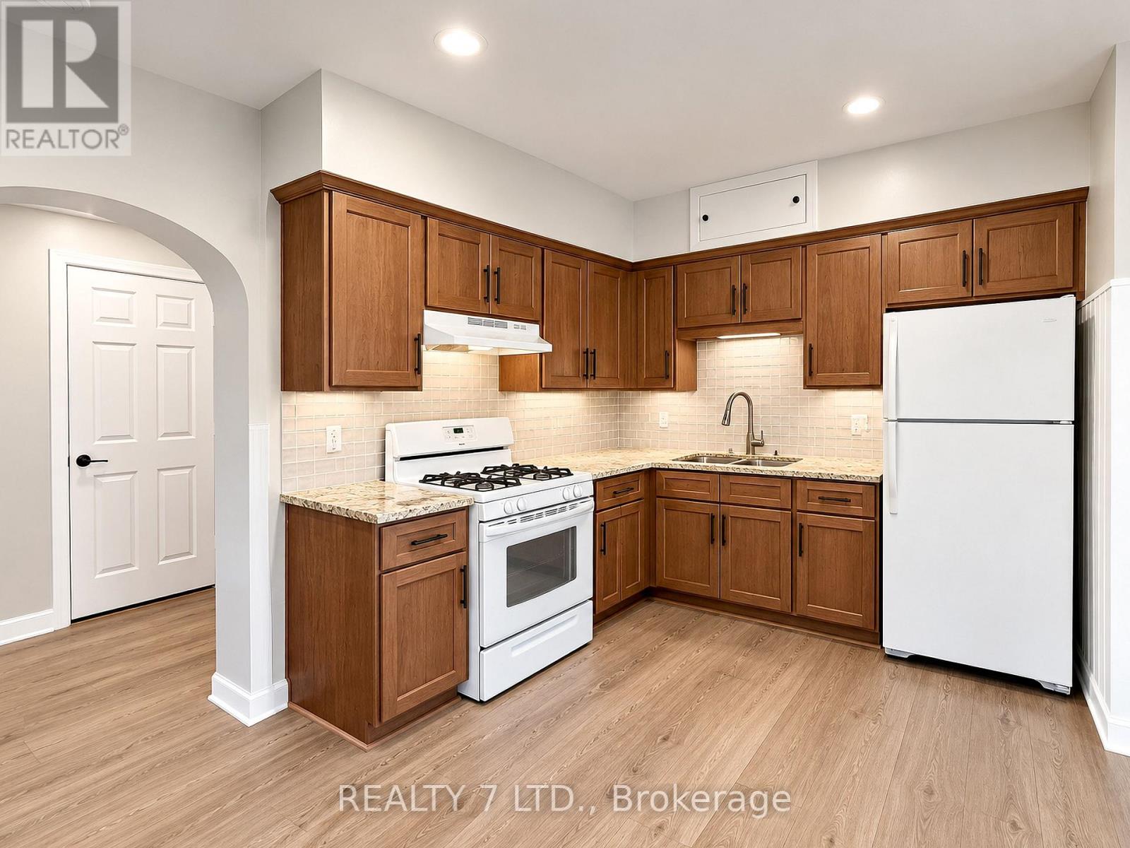 199 LINCOLN STREET, Welland (Lincoln/Crowland) — photo 12