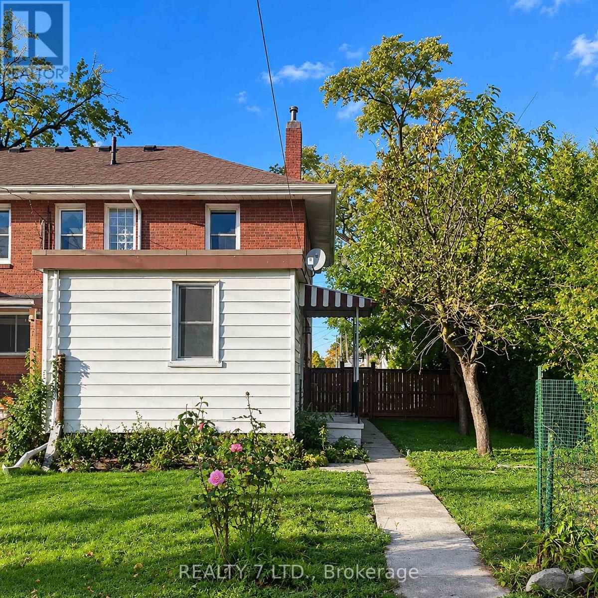 199 Lincoln Street — photo 26