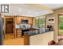 72 Woodacres Crescent SW - photo 10