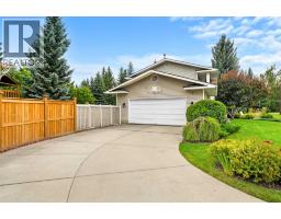 72 Woodacres Crescent SW - photo 40