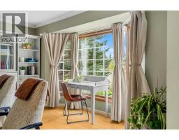 72 Woodacres Crescent SW - photo 8