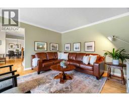 72 Woodacres Crescent SW - photo 7
