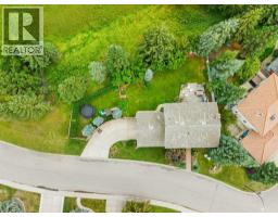 72 Woodacres Crescent SW - photo 3