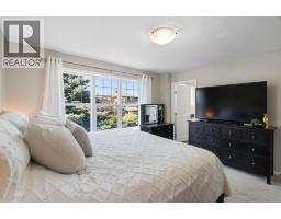 70 Walden Manor SE - photo 26