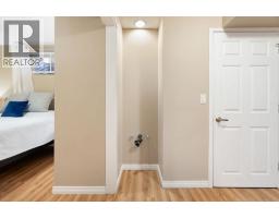 70 Walden Manor SE - photo 35
