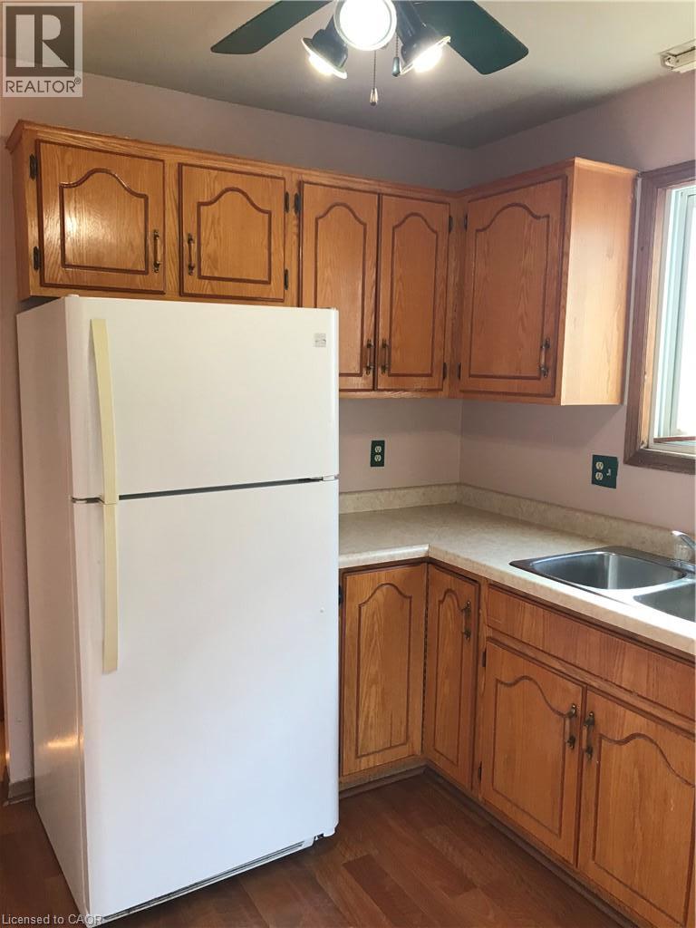 634 Pinerow Crescent — photo 18