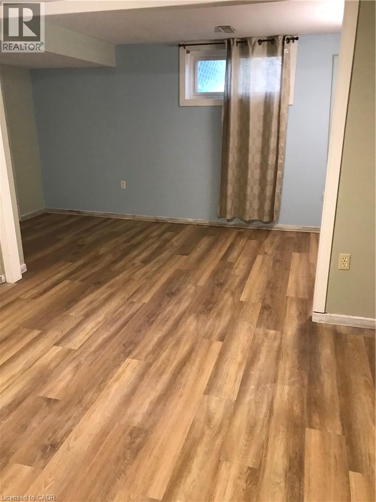 634 Pinerow Crescent — photo 28