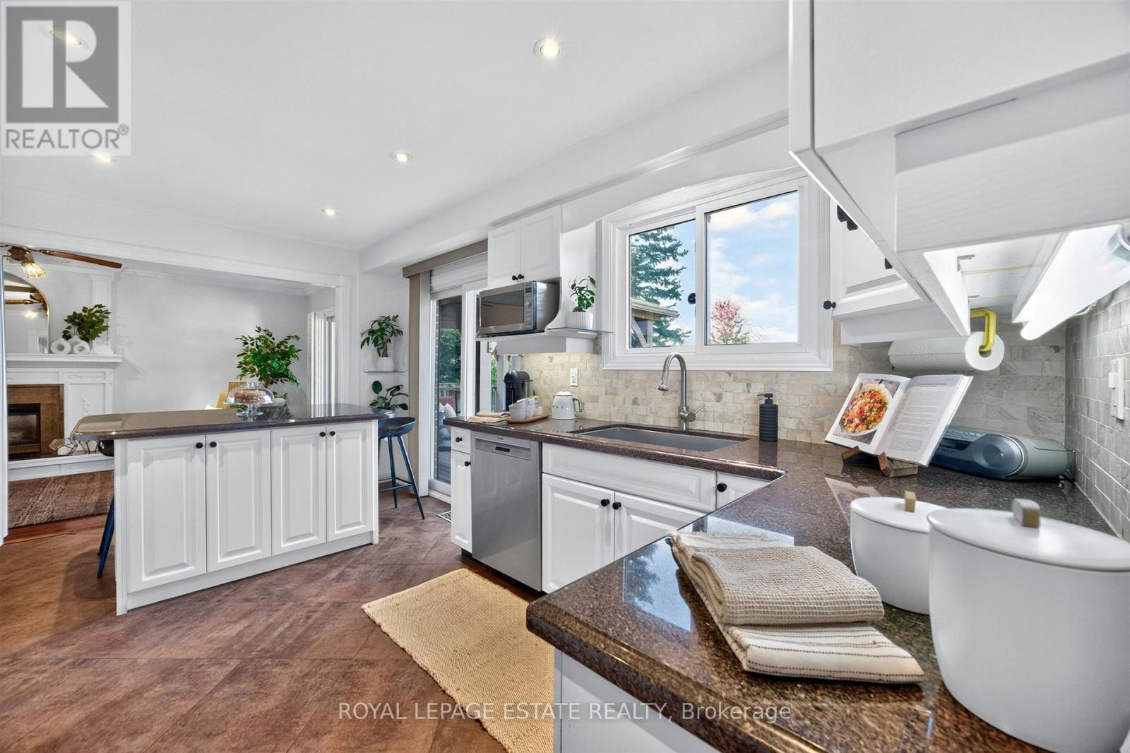 268 FINCHAM AVENUE, Markham (Markham Village) — photo 8